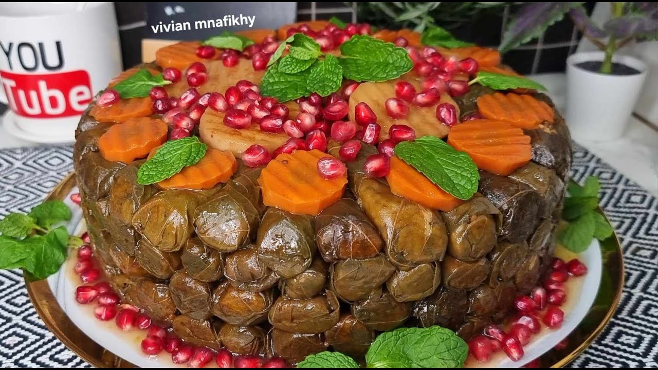 ورق عنب بالزيت ذاااايب وحامض😋(يالنجي) وبطريقة جدا سهلة وبسيطة 👌والطعم اكثر من خيااال😋😋