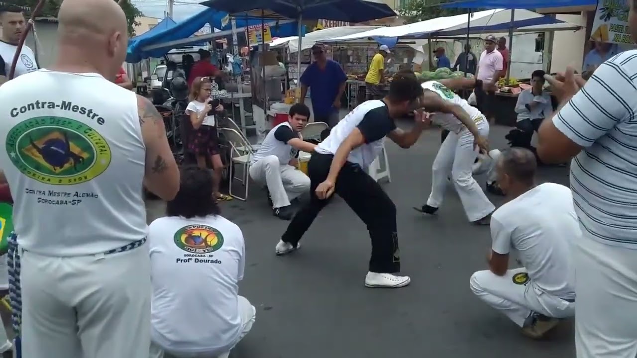 roda de capoeira em Sorocaba feira de domingo parque das Laranjeiras