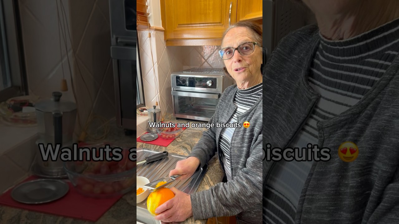 Nonna&rsquo;s easy walnut and orange cookie recipe 😍