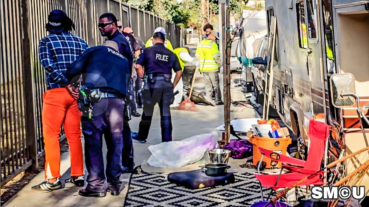 Police Officers Arrest RV Owner for Stealing Electricity From City During Weekly Venice Cleanup
