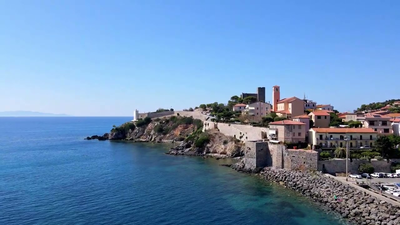 TALAMONE ripreso da un drone 4K  TOSCANA 2023