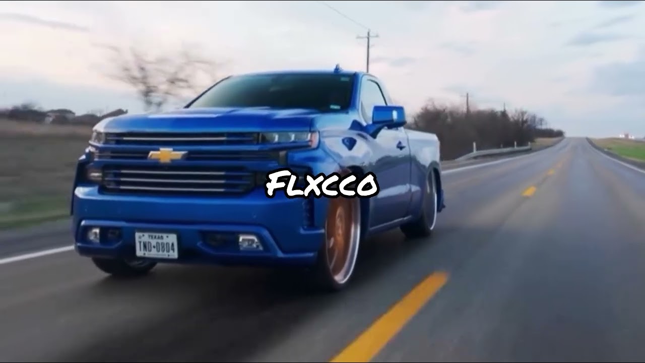 Chiclona - Peso Pluma x Tito Double P x LENCHO (Concert Hall)