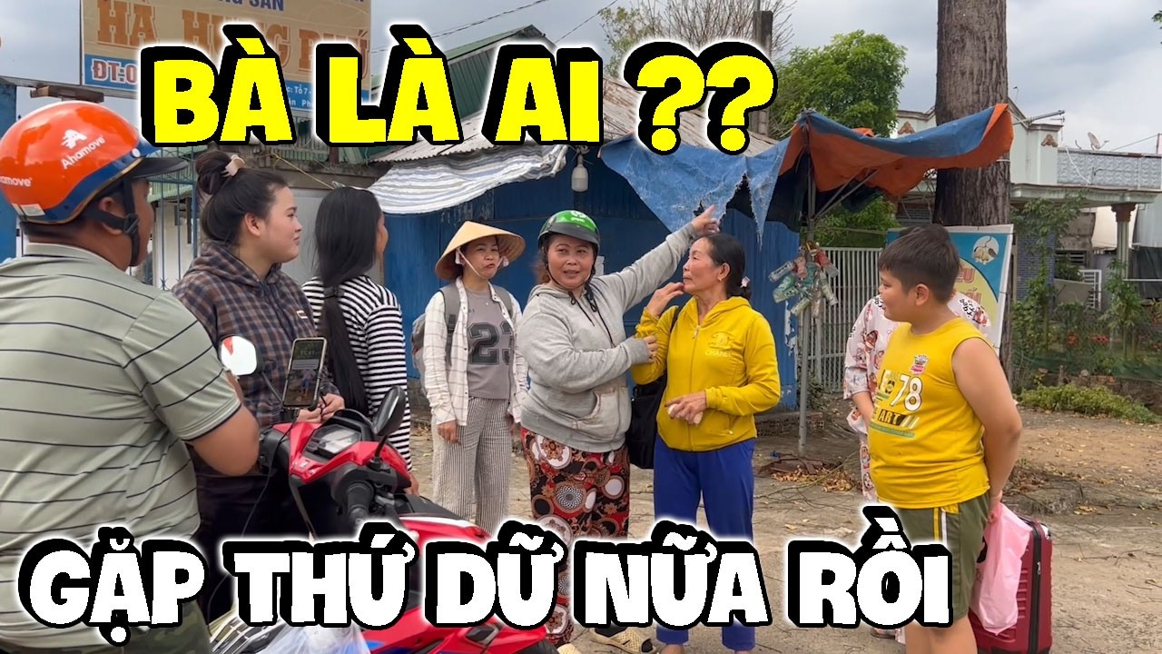 Bà Cô Thứ Dữ Làm Gì Hương Hú Hồn Hú Vía...