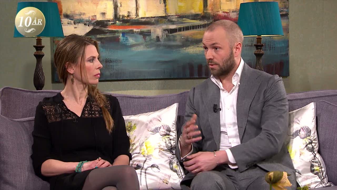 Svartsjukan höll på att ta kål på Mannes och Thereses relationer - Malou Efter tio (TV4)
