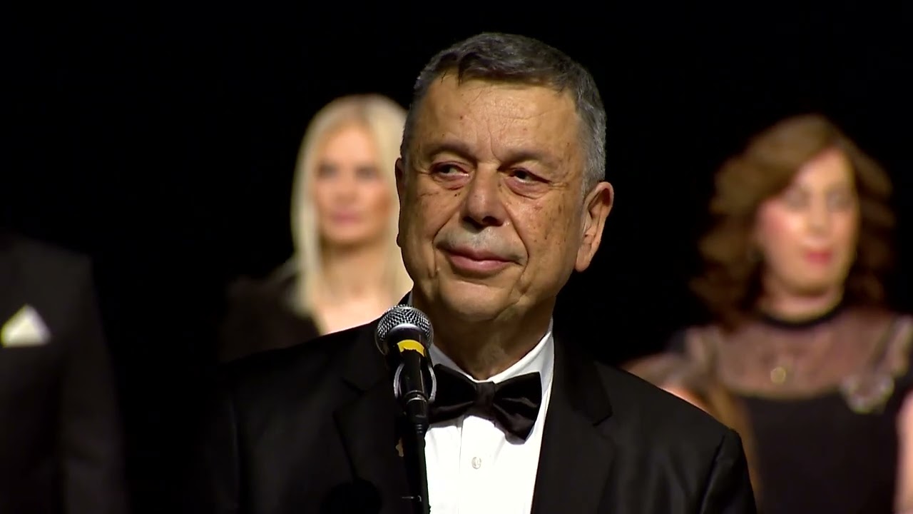 Selçuk Erarslan - Güle Sorma O Bilmez Aşkı Sevdayı
