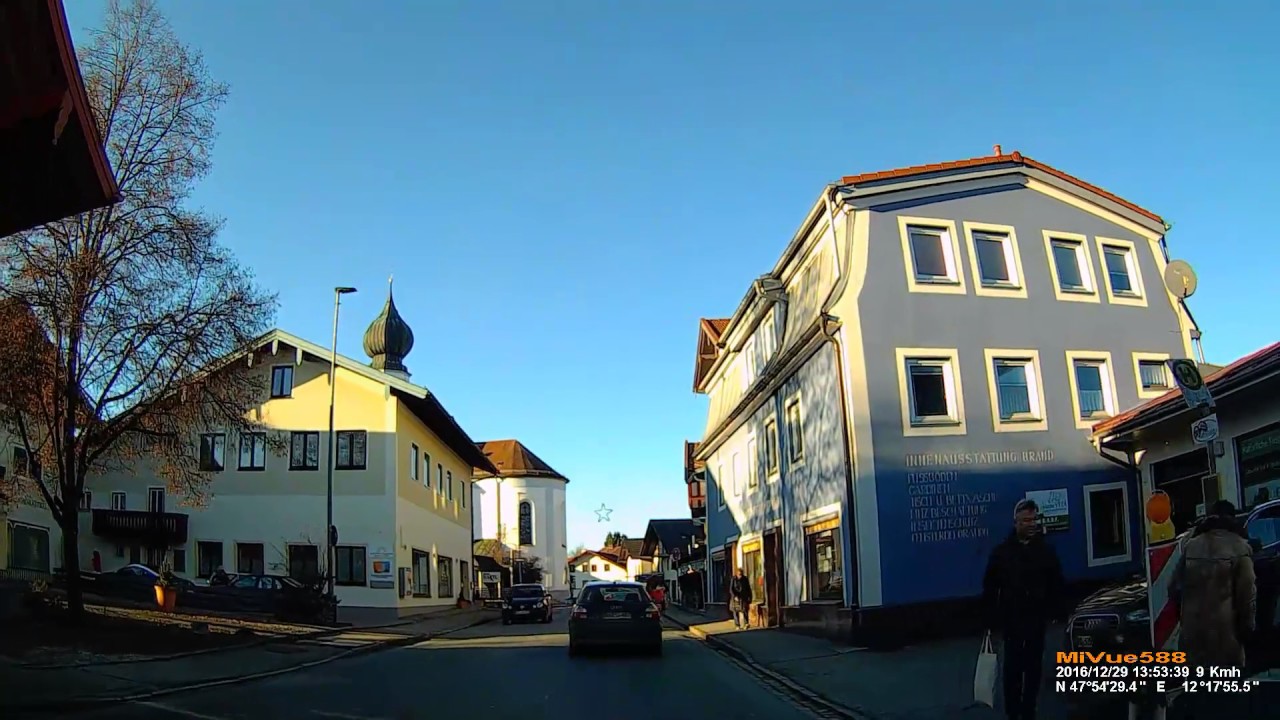 D: Markt Bad Endorf. Landkreis Rosenheim. Ortsdurchfahrt. Dezember 2016