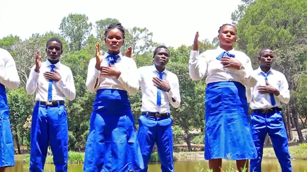 St Martin de porres choir-kaviwale (mzuzu)-nkhuzomera
