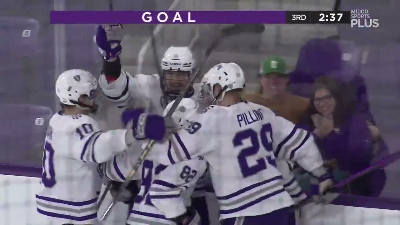 CCHA Rookie of the Week: Lucas Van Vliet (Mar. 6-8)
