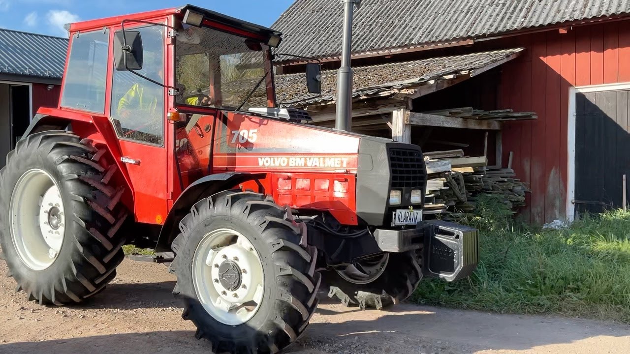 Köp Traktor Volvo BM Valmet 705-4 på Klaravik
