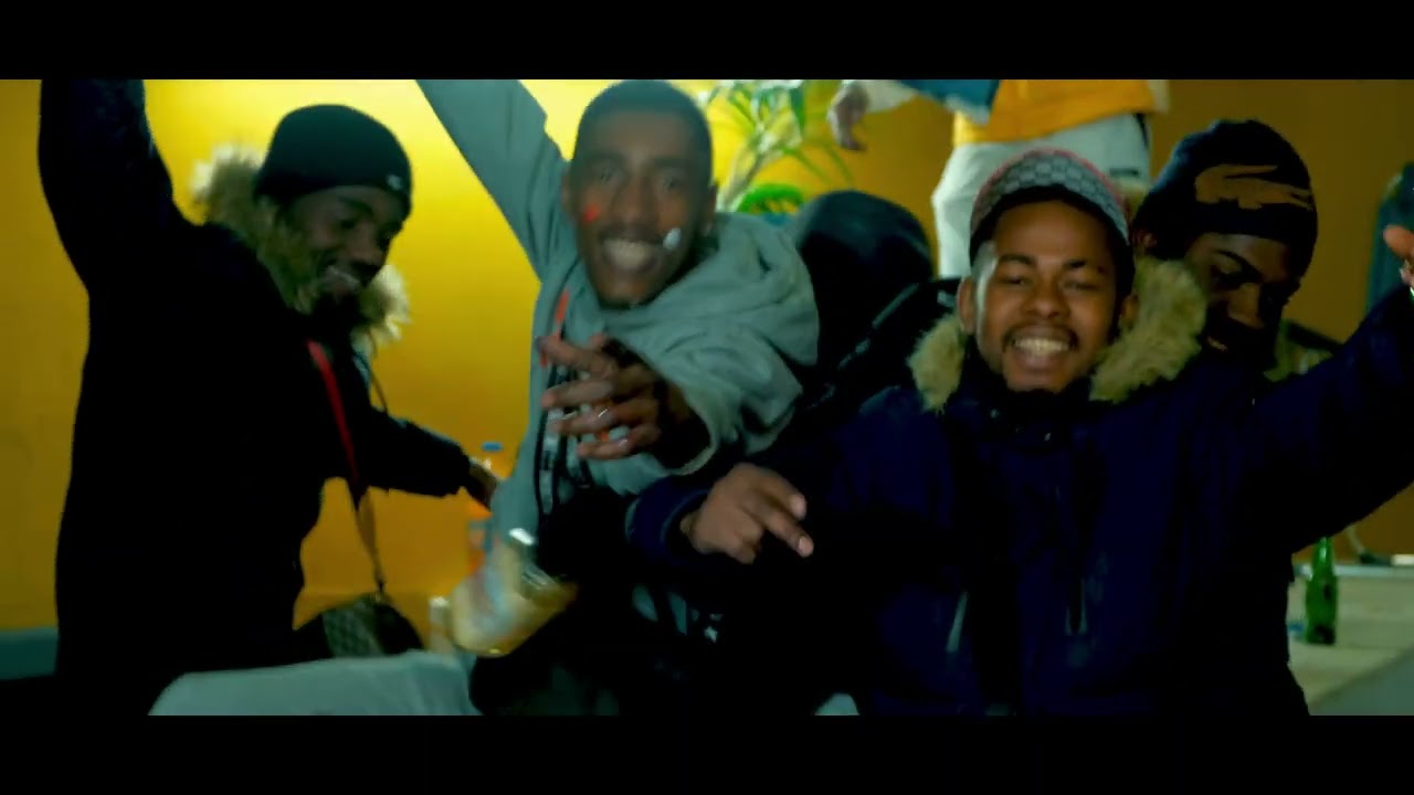 Mouzi feat Hachka fait maison (clip Officiel)