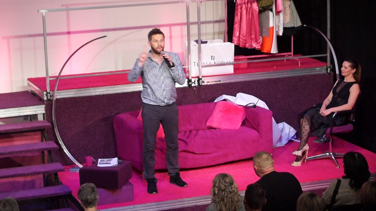 KAMIL MAĆKOWIAK po spektaklu TOTALNIE SZCZĘŚLIWI