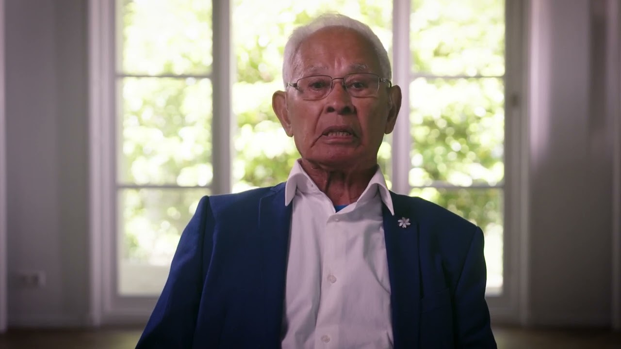Kranslegging voor burgerslachtoffers Nationale Herdenking 15 augustus 2023 door Dhr. Leo Hoekwater