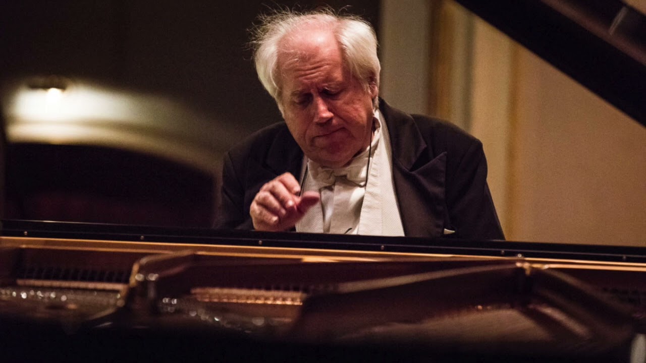 Grigory Sokolov - Schumann Novelletten Op.21 No.2, 7, 8 - Live 2000