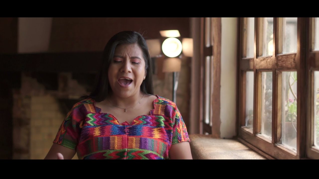Gladys Chacach / A Cristo le Voy Cover