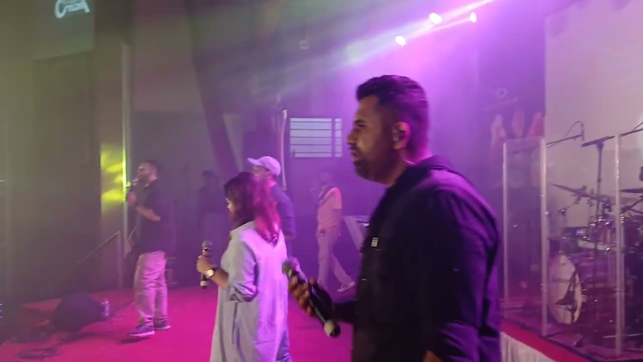 Rooftop Prophets Vox Christi- Live
