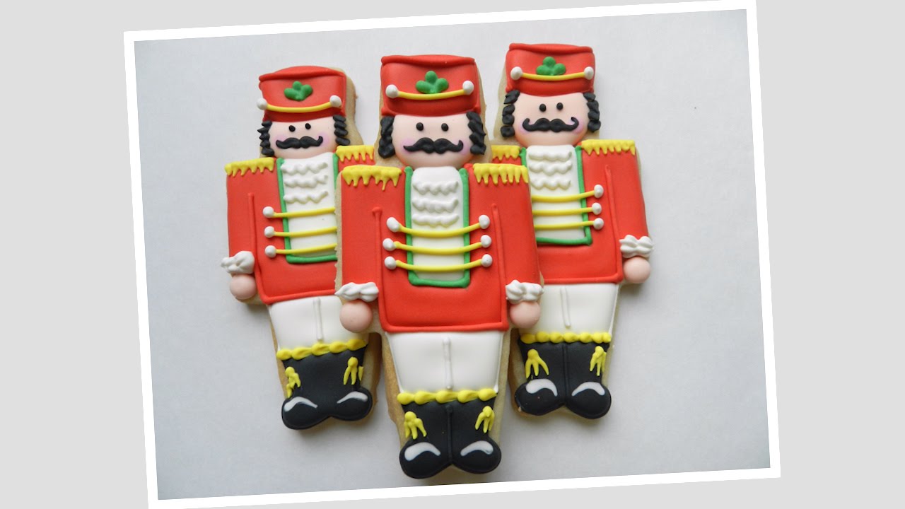 How to Decorate a Nutcracker Cookie