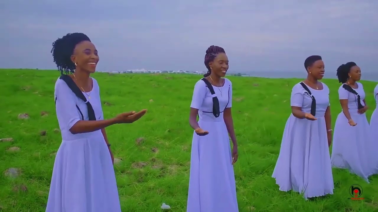 SIFA ZIVUME   KWAYA YA JUMUIYA YA MT  LUCIA KIGANGO CHA GOZIBA, PAROKIA  BUMBIRE