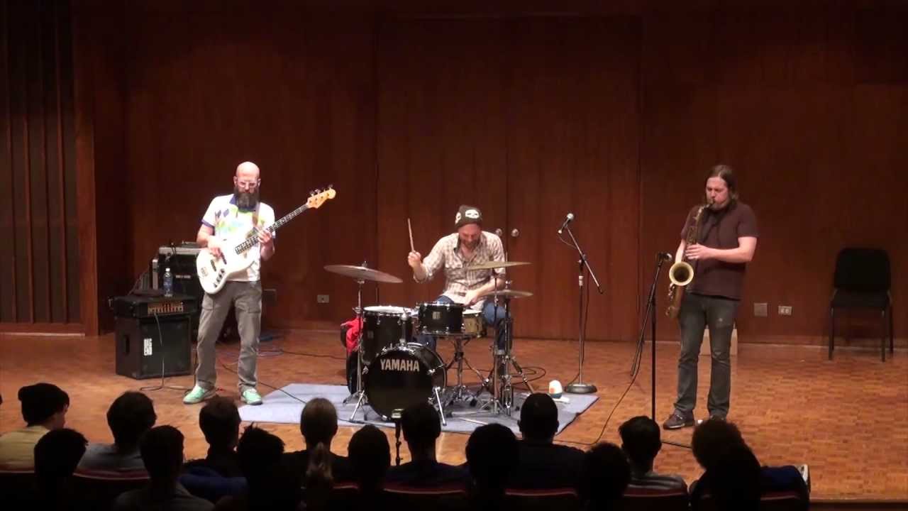 Happy Apple - Who Is Your Midwest Representation? - Back at Lawrence [8/9]