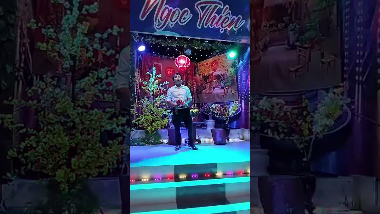 Hát tại tư gia Ngọc Thiện 