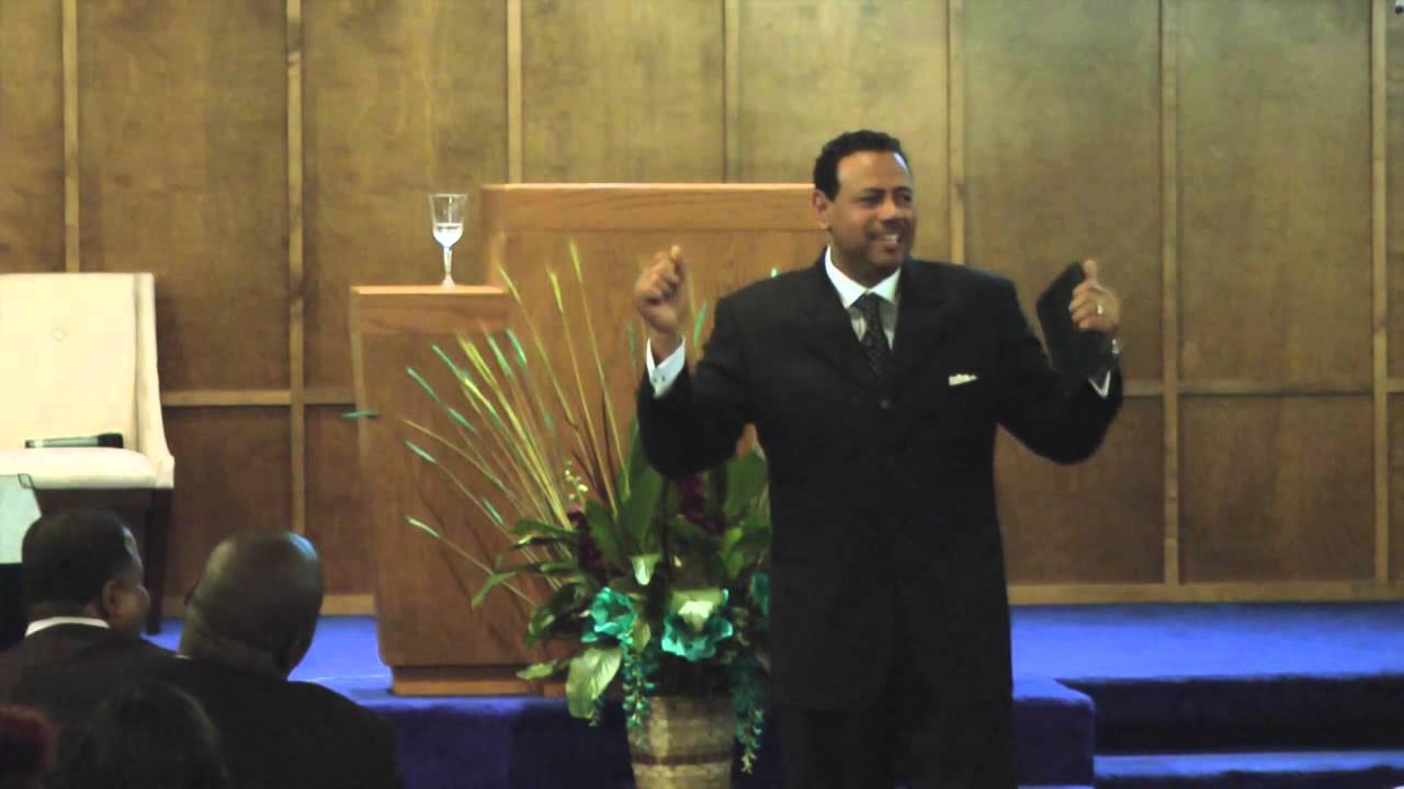 Dr Herbert Rowe at the Fountain 8-22-14