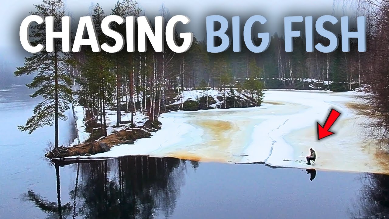 2 DAYS ice fishing by a MELTING RIVER | Night in a wilderness hut
