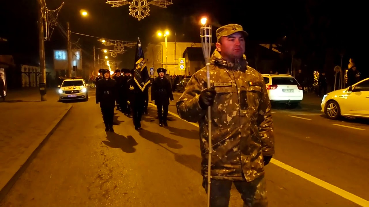 Retragere cu torțe 1 Decembrie 2019 - Colegiul Național Militar „Ștefan cel Mare”