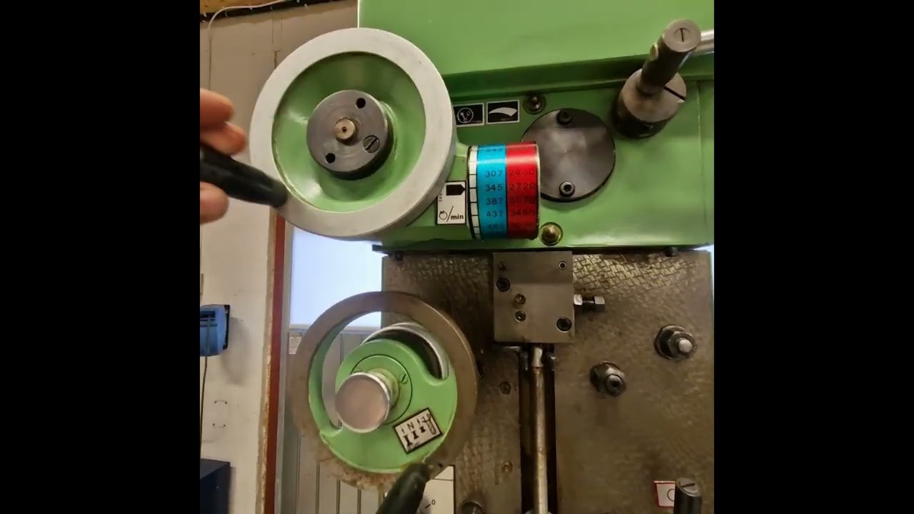PRVOMAJSKA G-01VS Milling machine