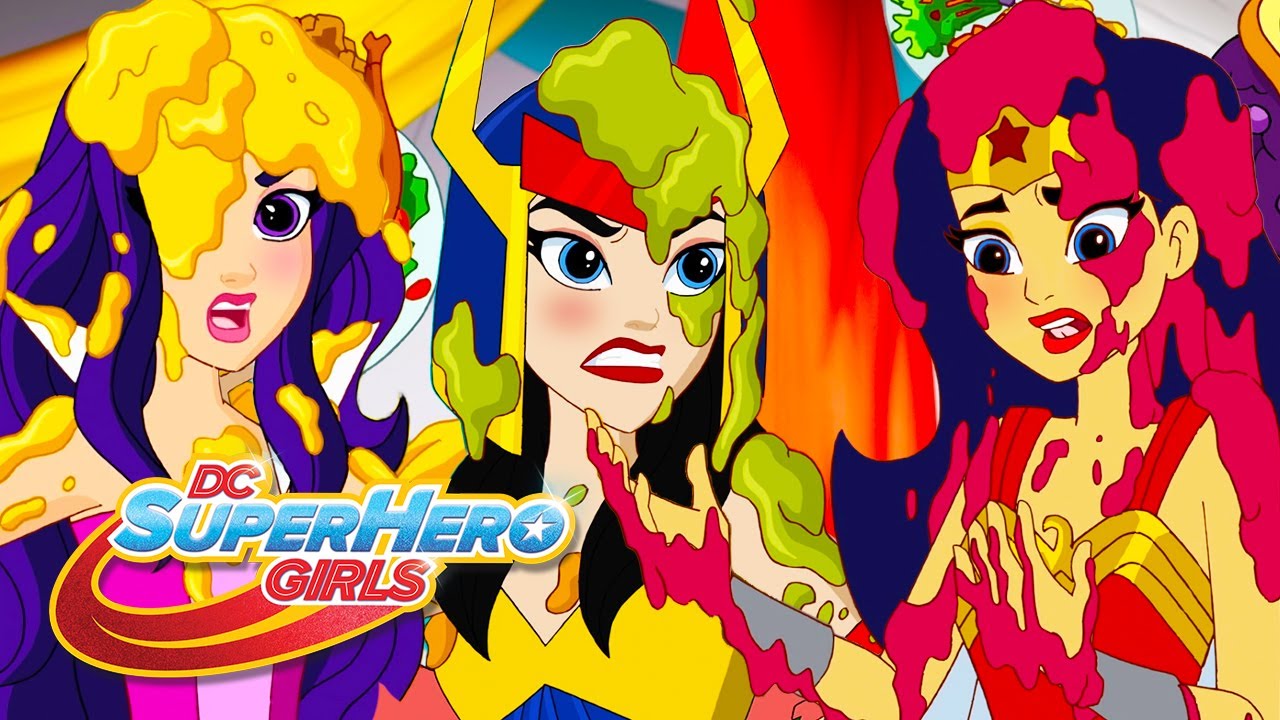 Guerra de comida de superhéroes | Español | DC Super Hero Girls