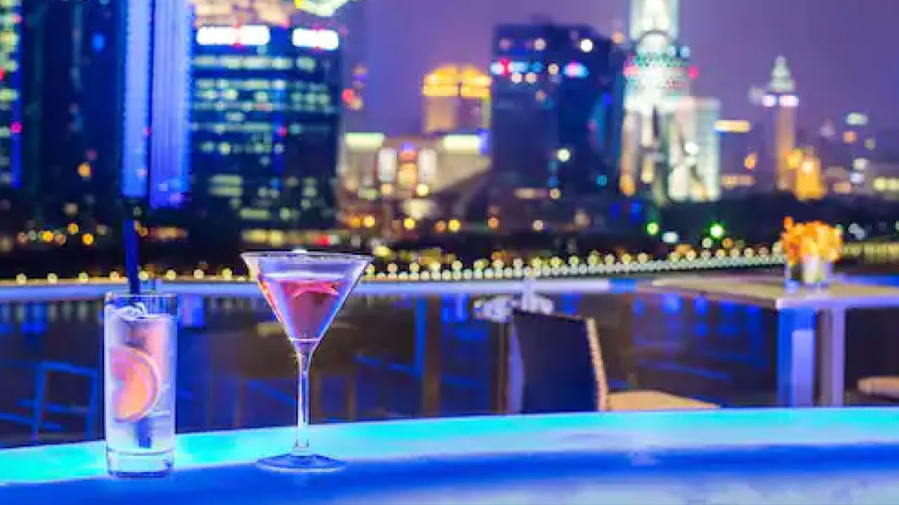 Banyan Tree Shanghai On The Bund Hotel China  |  Rooftop Bar and Room Tour