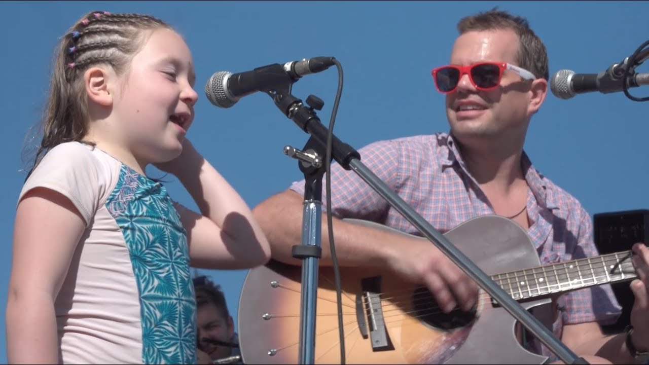 Brendan Bayliss feat. Murphy Browning 