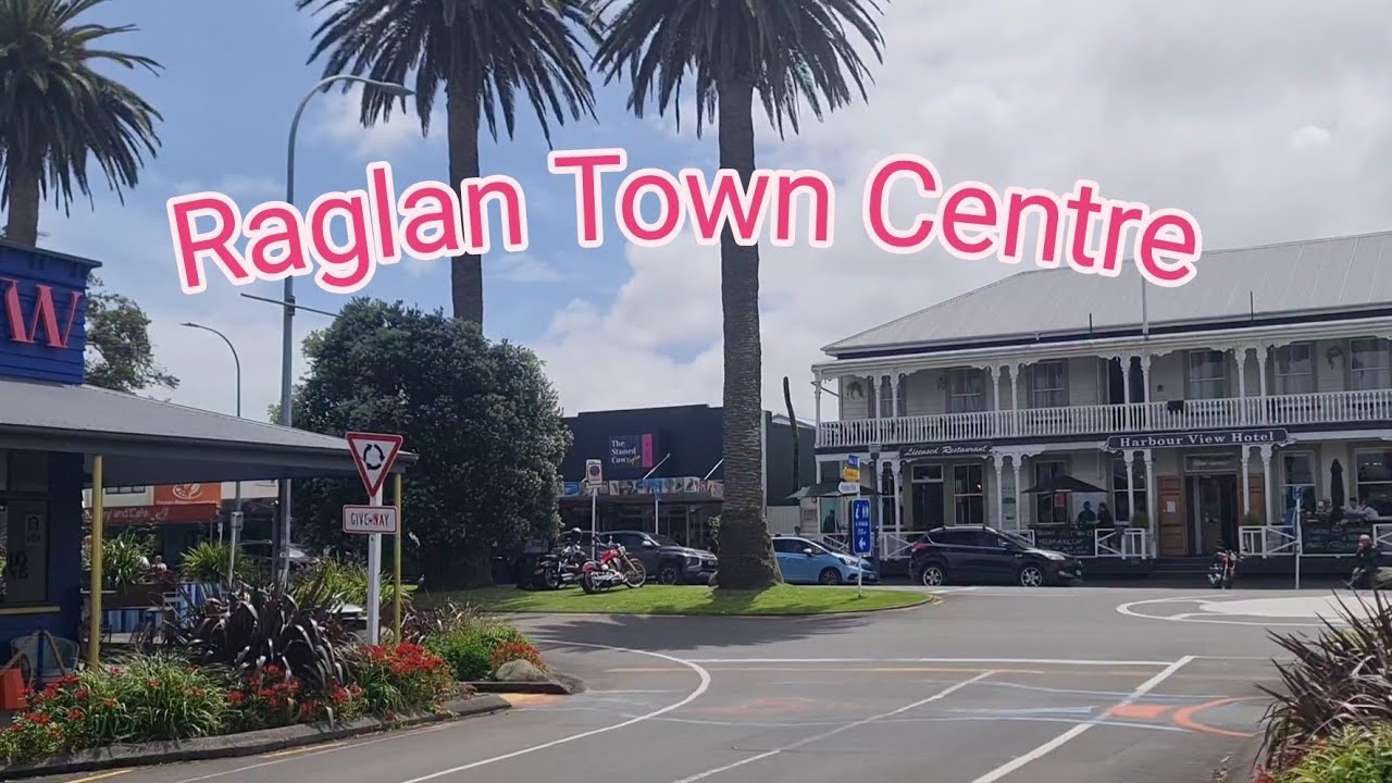 Raglan: The Best Beach Town in New Zealand?  2023