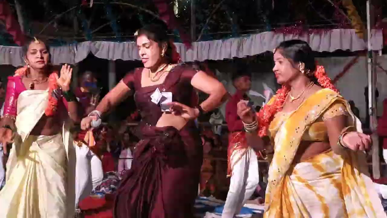 ముగ్గురు డాన్సర్లతో డ్రమ్స్ అండ్ బిట్స్ దుమ్ము లేపిన డాన్సర్ సమీరా లక్ష్మీ రేణుక 7993978294