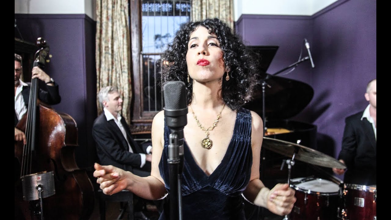 They Can't Take That Away From Me - Stringspace - Jazz Band - Lily Dior