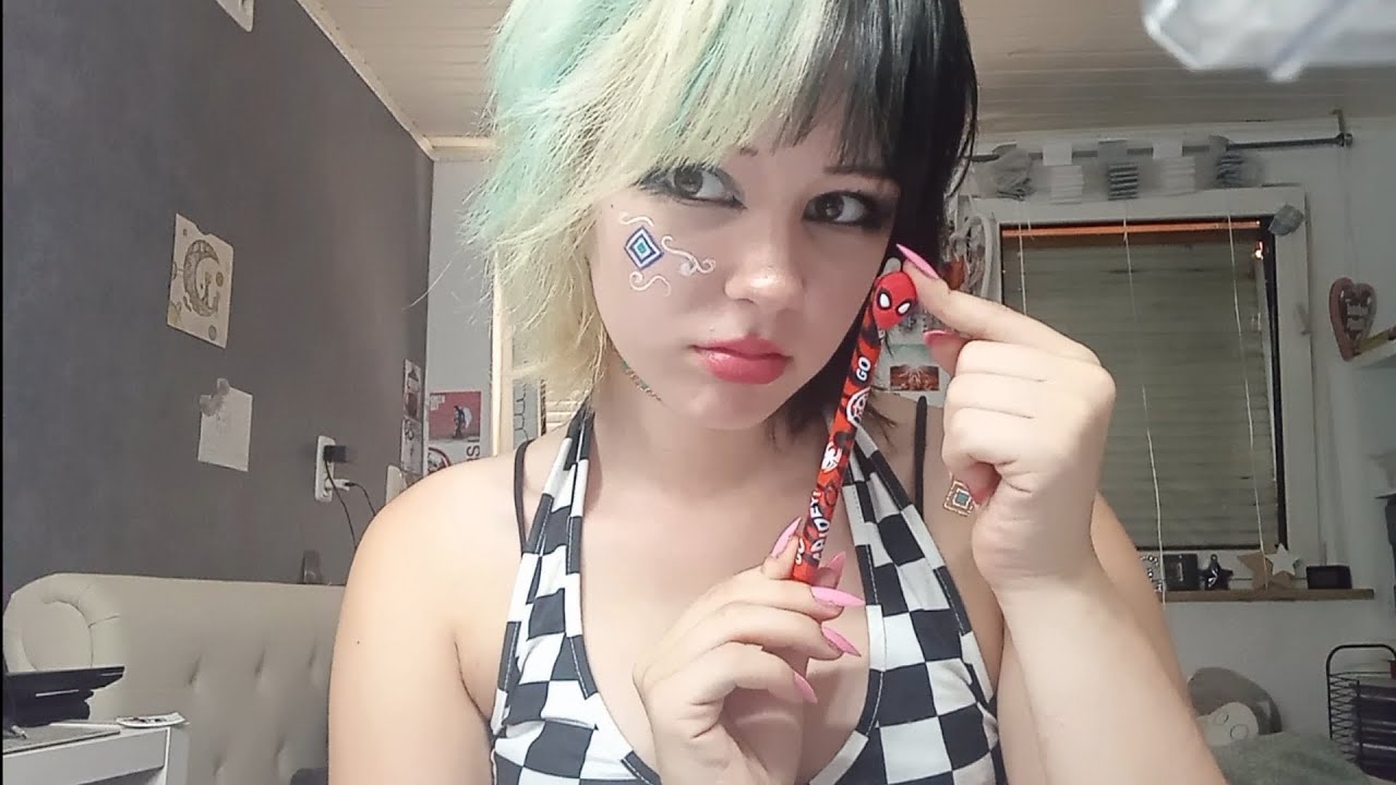 ASMR for the NERDS! (writing, asking for recommendations, haircut, compliments, brushing,...)