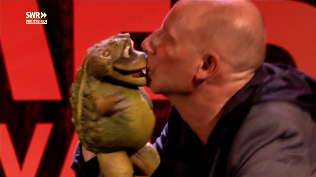 Bauchredner Benjamin Tomkins & der Froschkönig