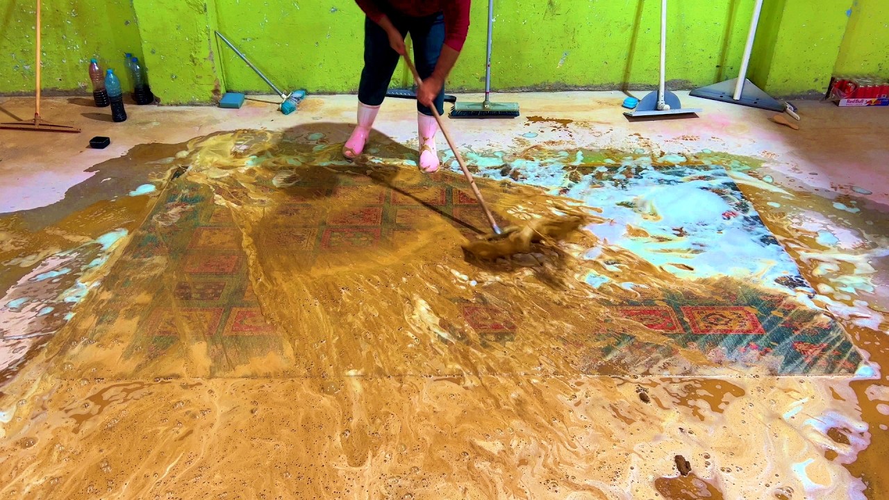No Machine Noise! ​​Just Manual Brushing! Satisfying Carpet Cleaning