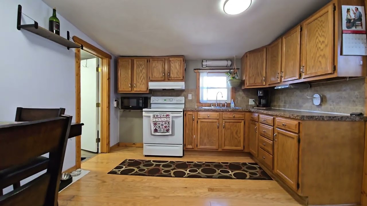 UNBRANDED HL VIDEO  406 E 14TH ST