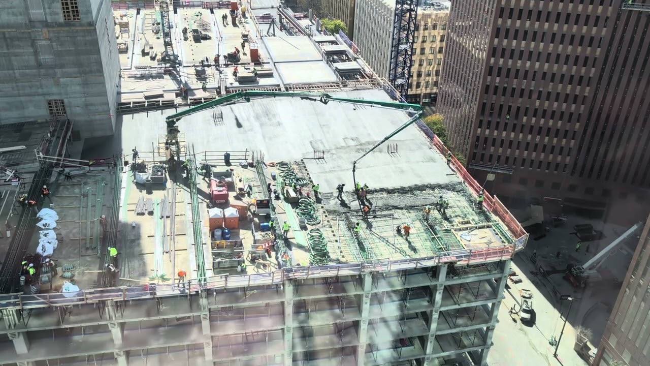Picking up the pace at the Mutual of Omaha Tower construction site