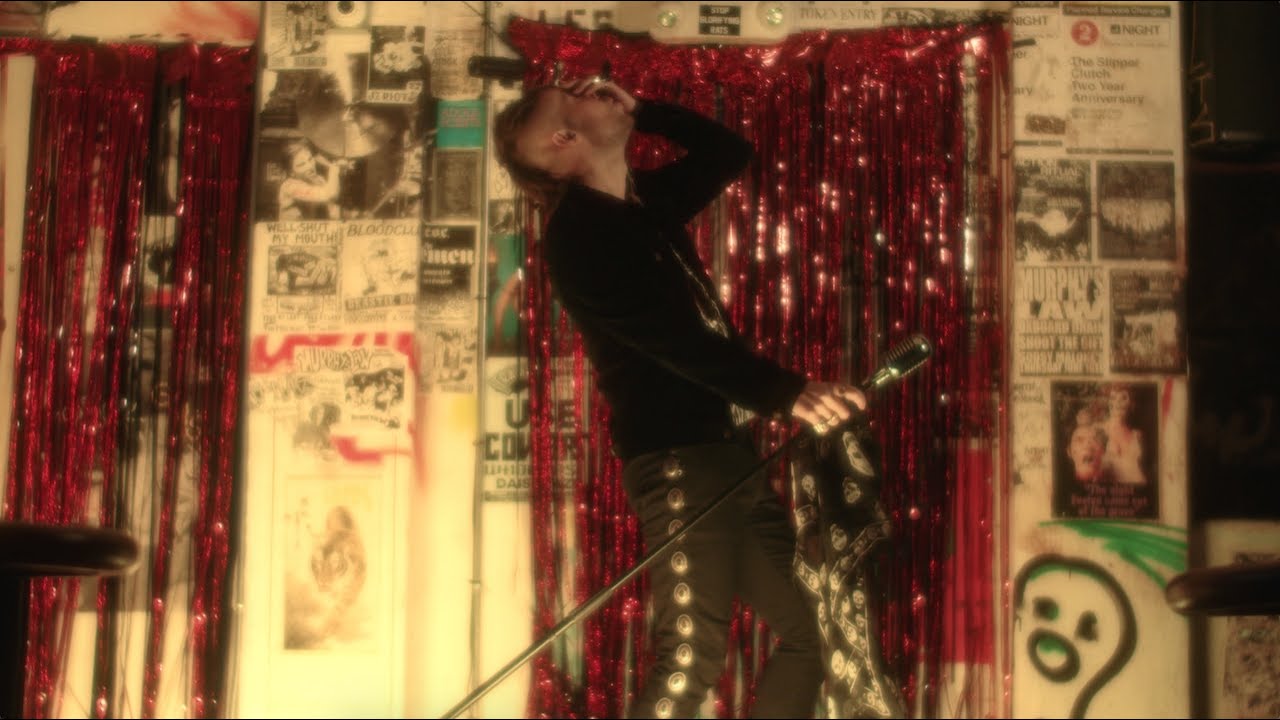Blake Banks - Lose Control (Music Video)