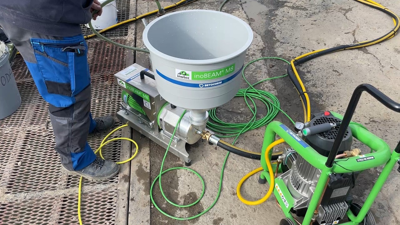 Čerpadlo inoBEAM M8, školení & nástřik hydroizolační stěrky