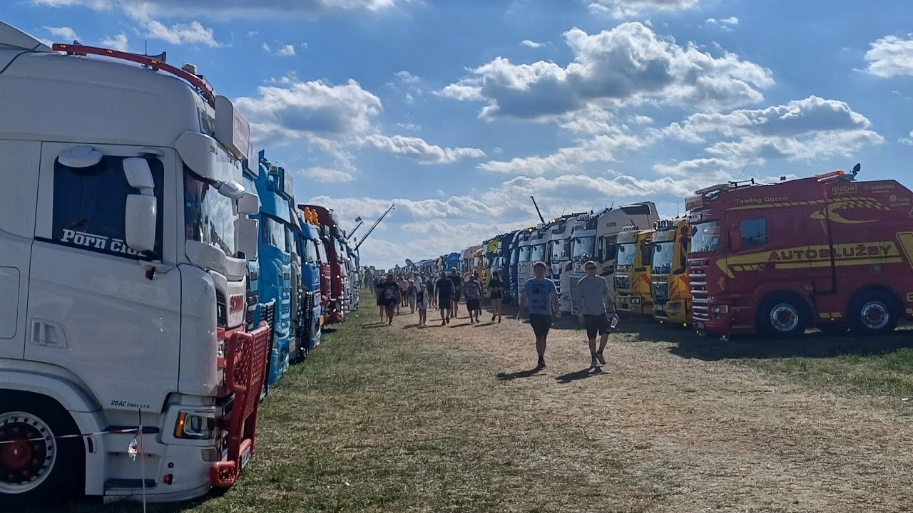 Kamion Fest Chrudim 2025 / průchod letiště