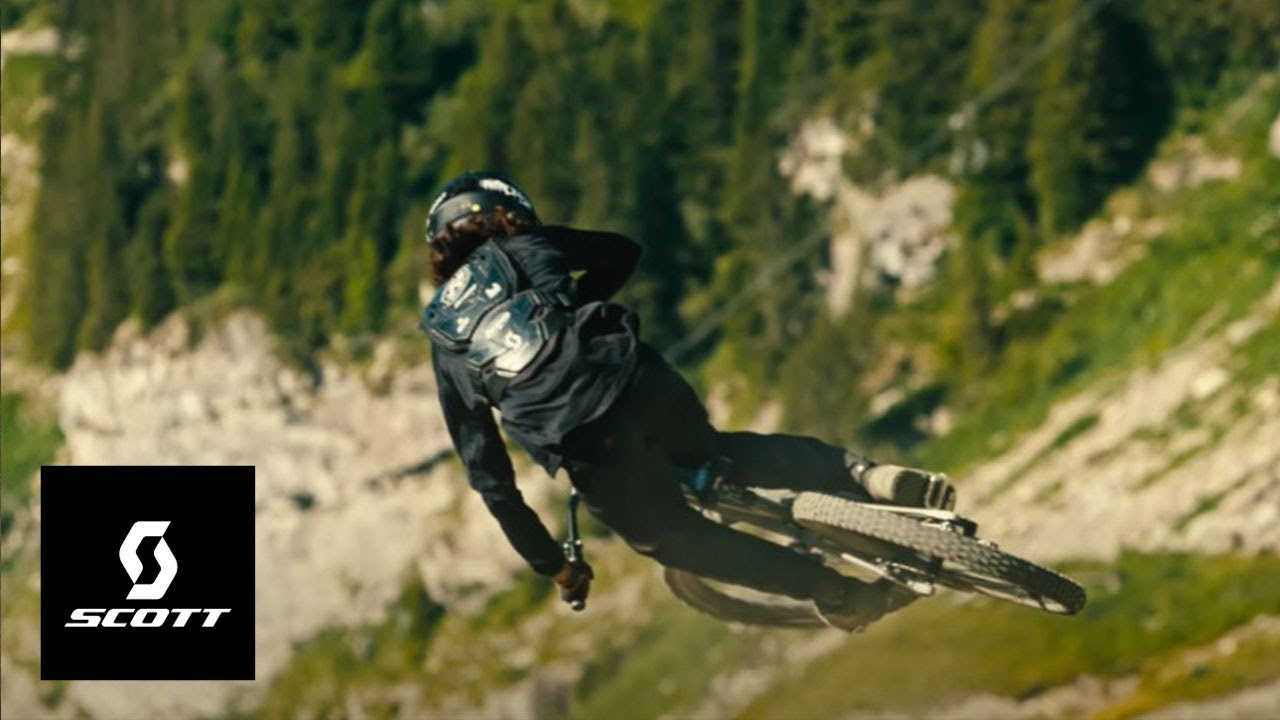 Golden hour in Bikepark Châtel
