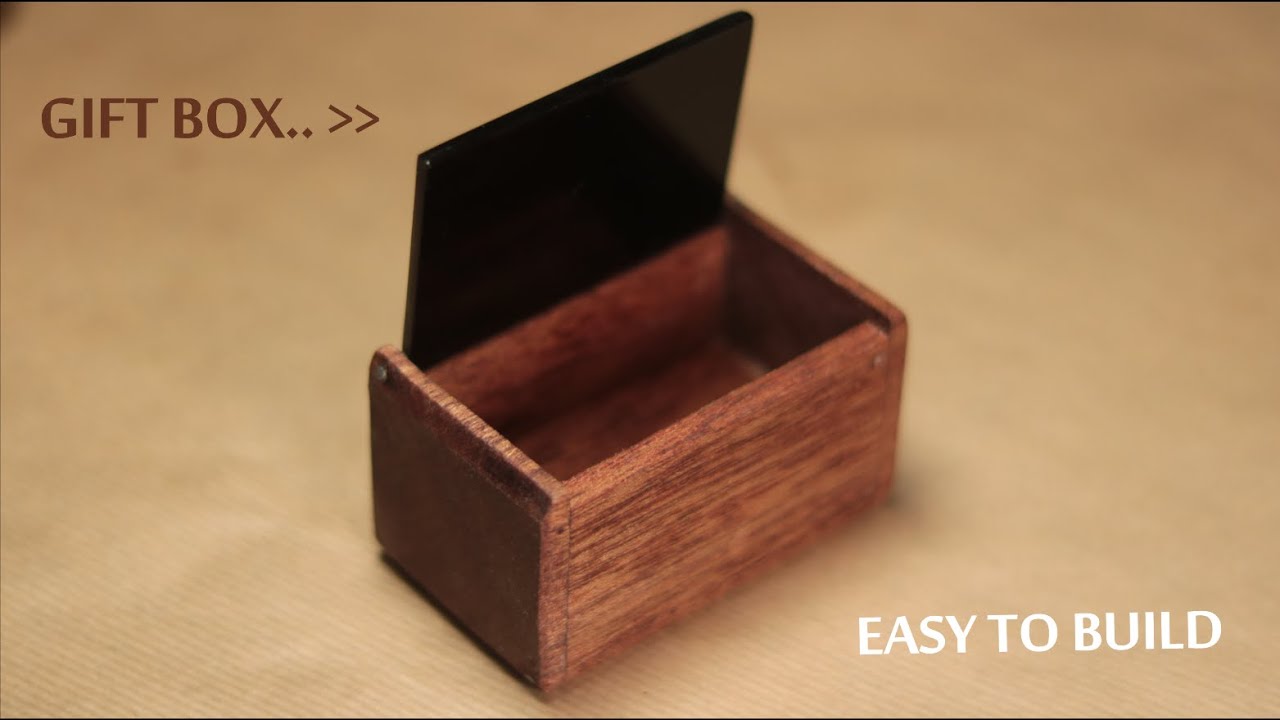 making  a small  box [pin hinges]