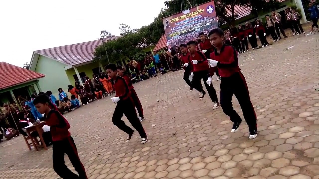 FULL SENAM PRAMUKA - Juara 1 Lomba Senam Tingkat Penggalang SMP N 1 KELUMBAYAN BARAT