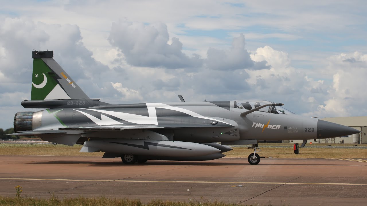 (4K) Pakistan Air Force C-130, IL-78, JF-17 Thunder Departing from RIAT 2025 (DutchPlaneSpotter)