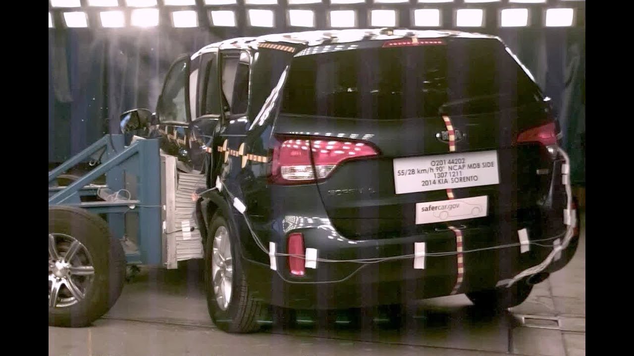 2014 Kia Sorento | Side Crash Test by NHTSA | CrashNet1
