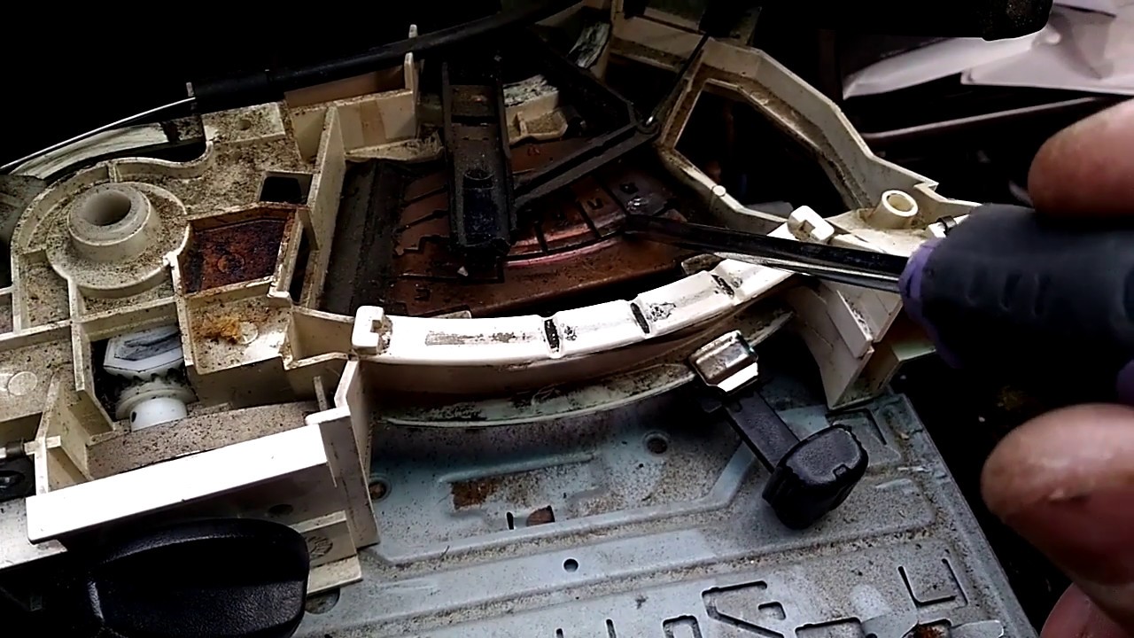 АУДИ 100 ,44.   ремоНт управления печки.