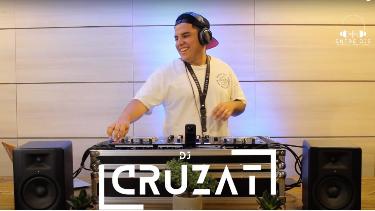 CAP&Iacute;TULO 3 - DJ CRUZAT