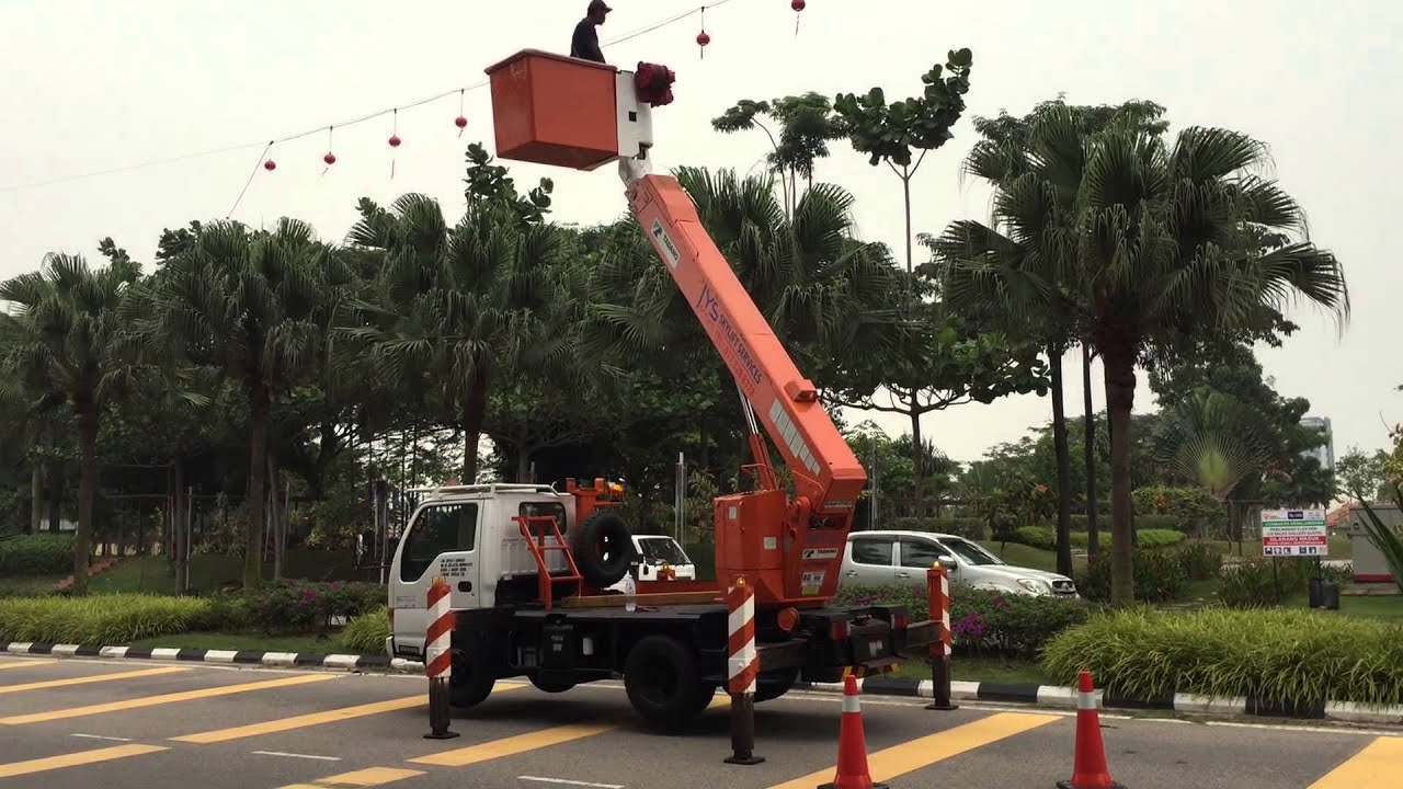 Skylift Rental in Johor Bahru Malaysia | Tadano AT-141TE