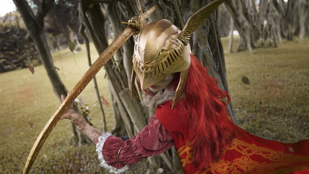 【ELDEN RING】Malenia Cosplay - Sewed clothes - Made Helmet and sword